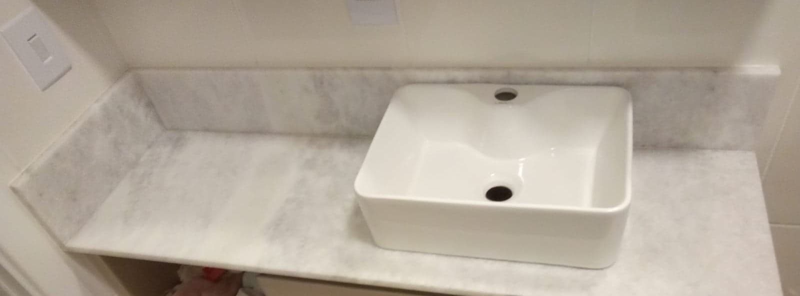 Bianco Carrara em Banheiro