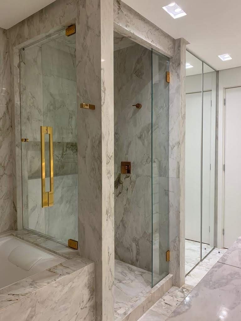 Calacatta Gold em Banheiro