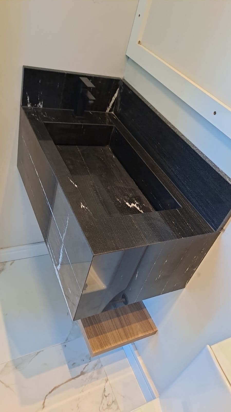 Nero Marquina em Banheiro