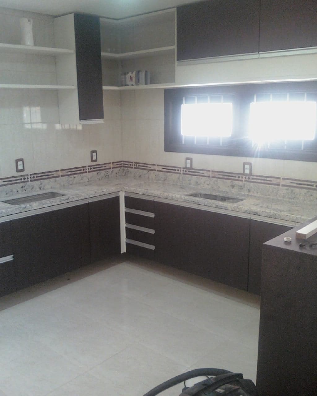 Branco Itaúnas em Cozinha