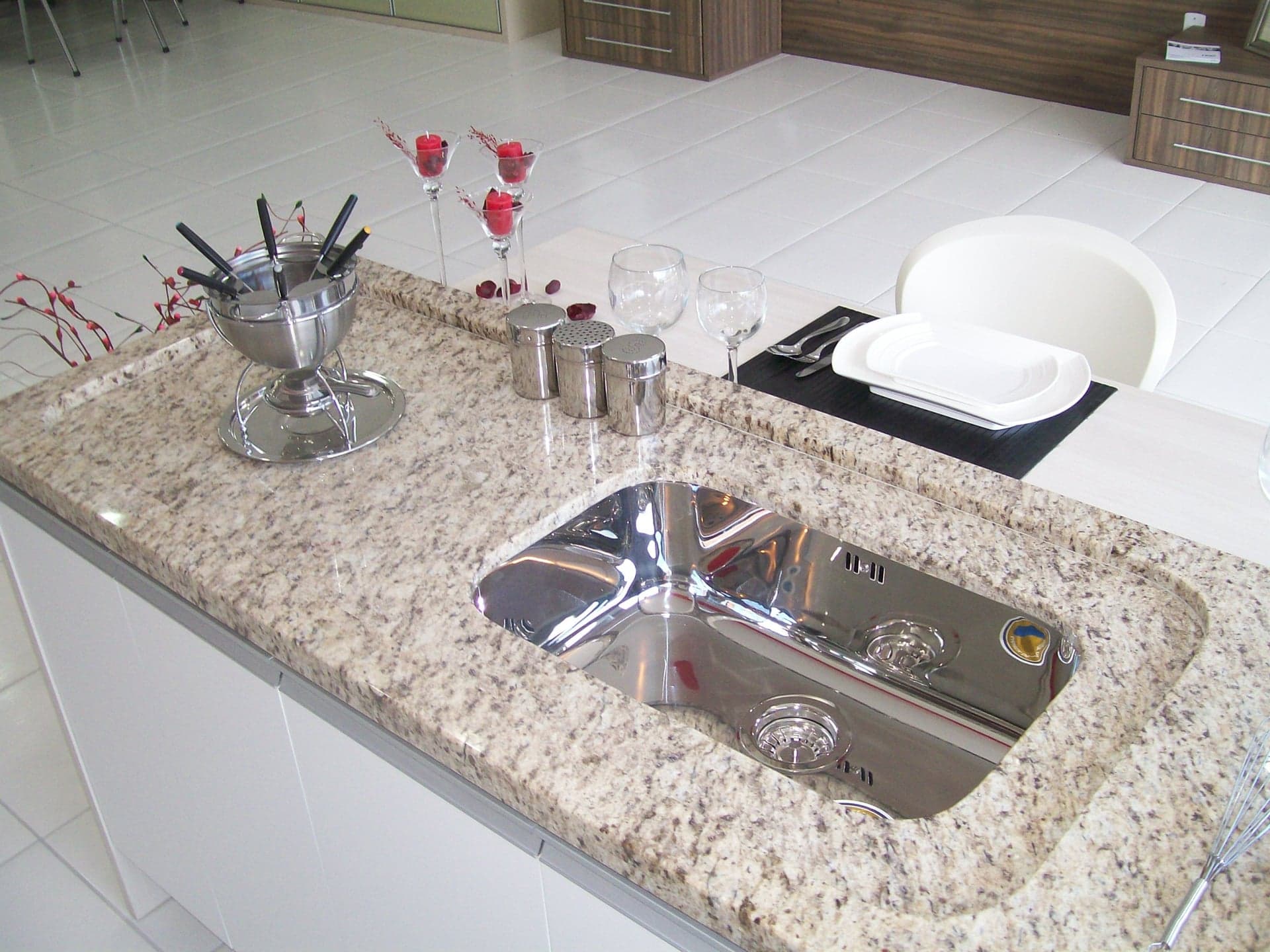 Amarelo Ornamental em Cozinha