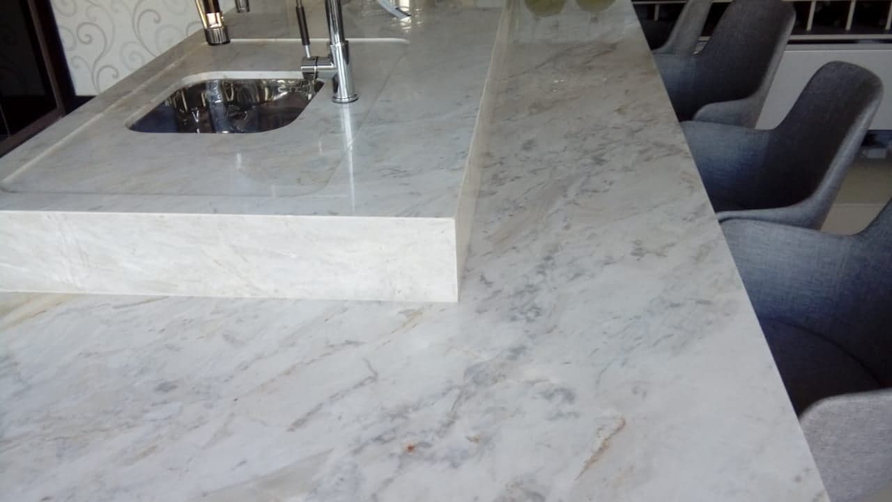 Bianco Carrara