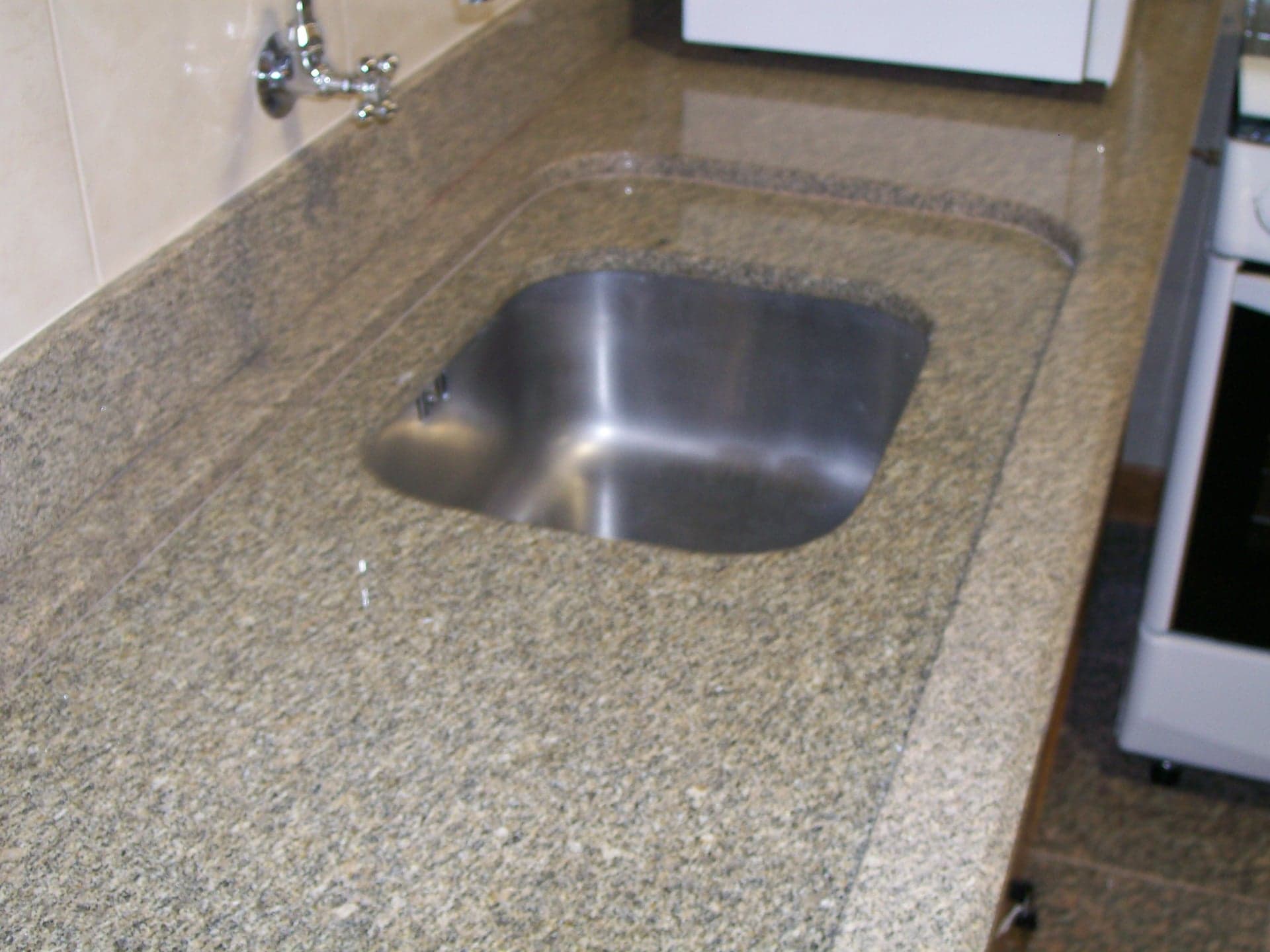 Amarelo Ornamental em Cozinha