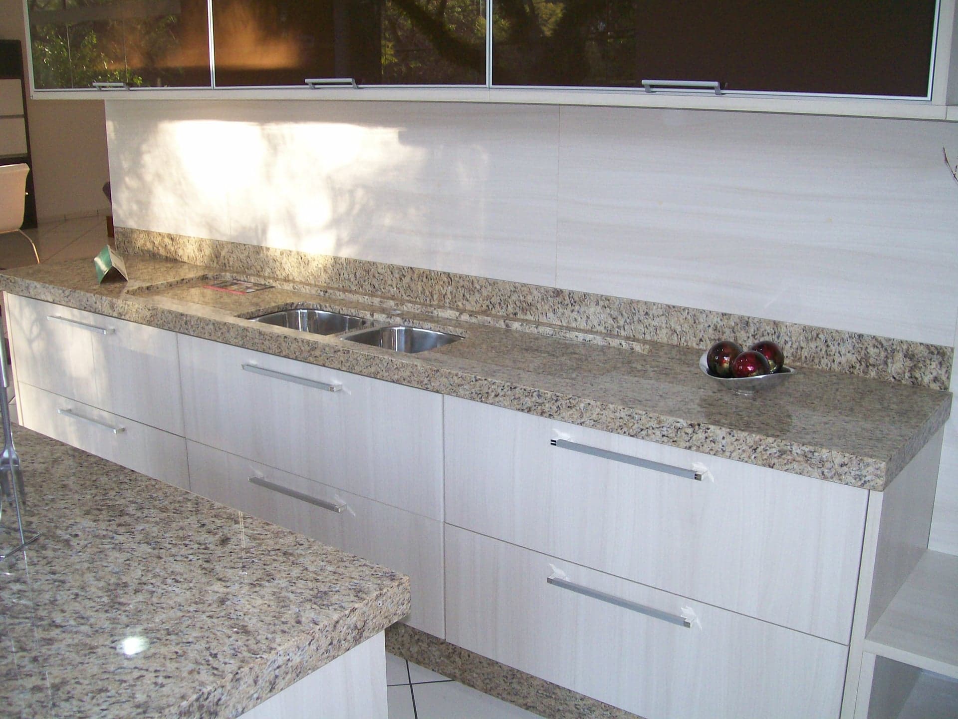Amarelo Ornamental em Cozinha