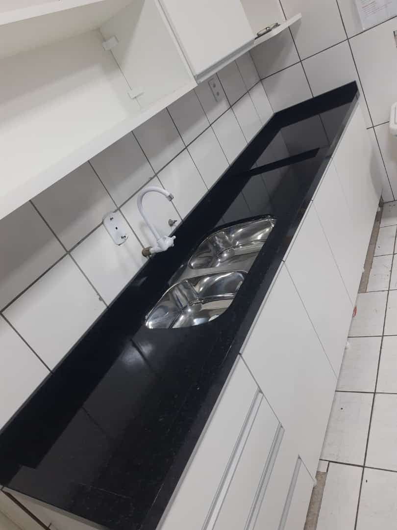 Preto Absoluto em Cozinha