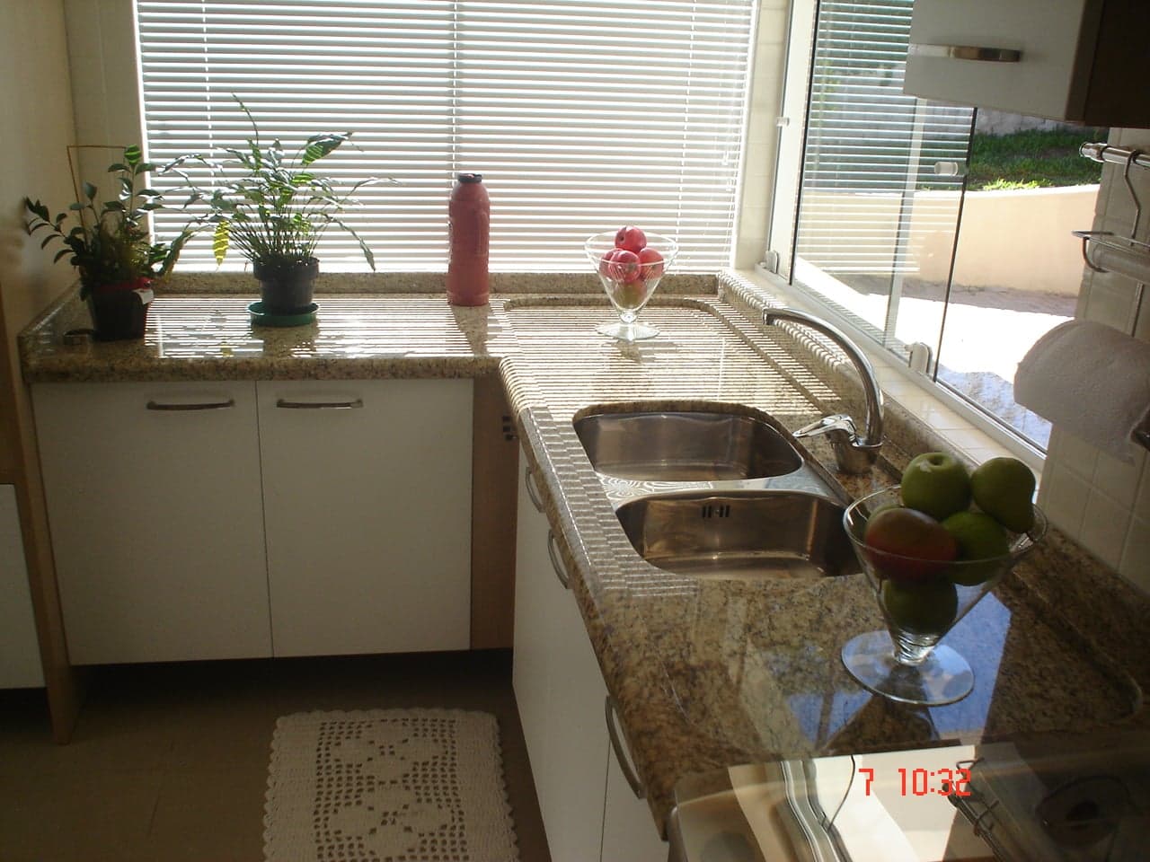 Amarelo Ornamental em Cozinha