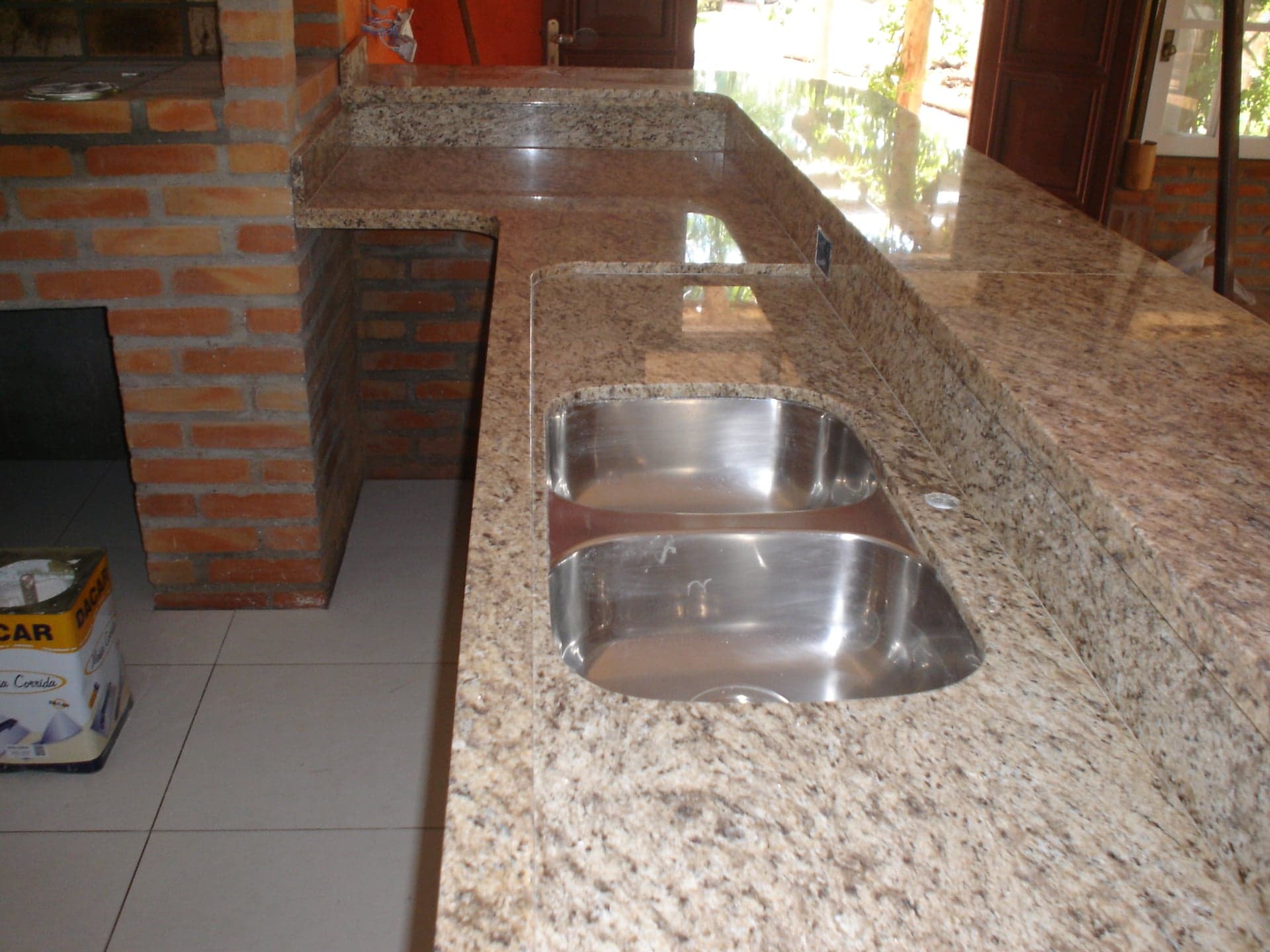 Cozinha em Amarelo Ornamental