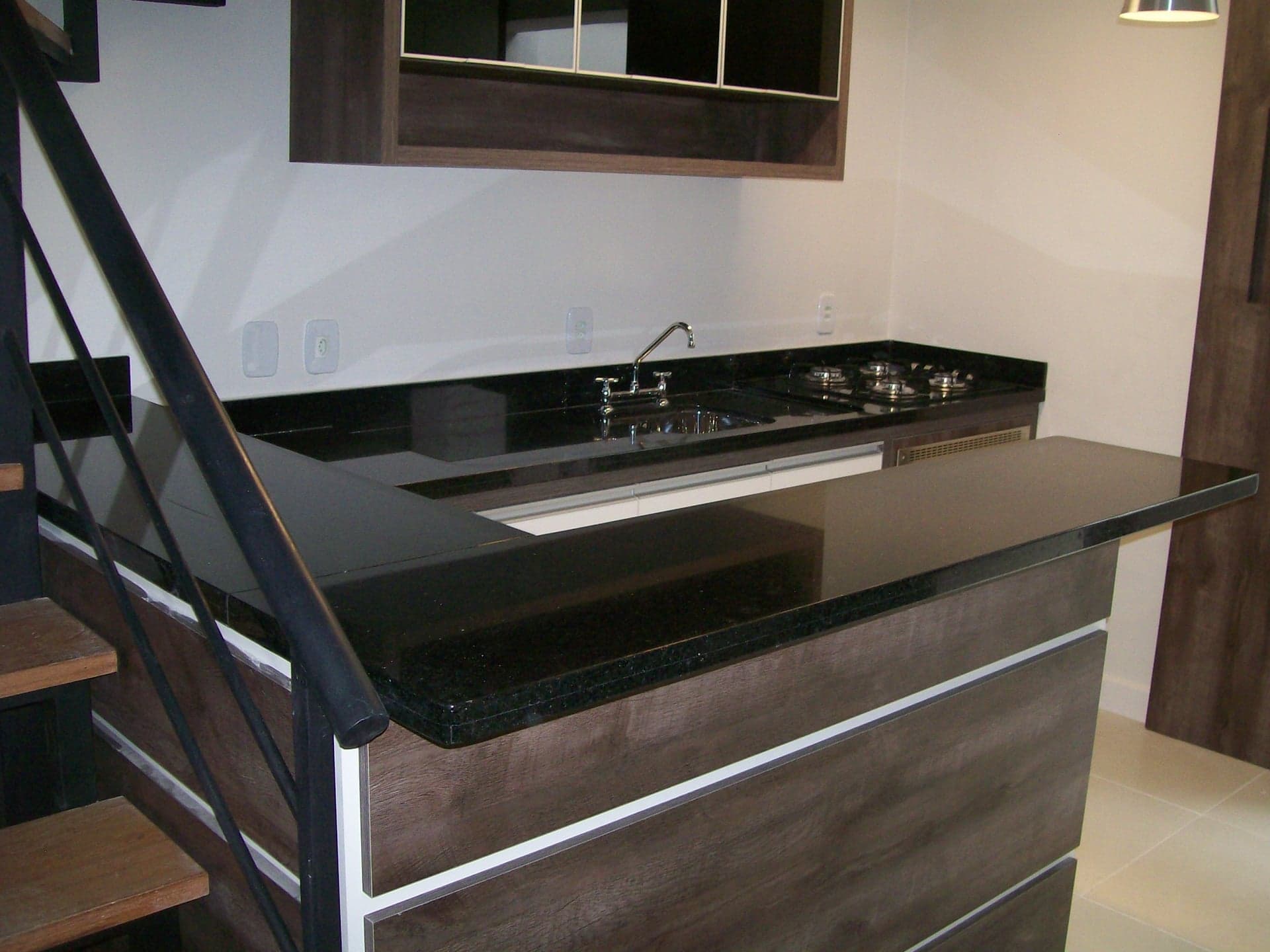 Preto Absoluto em Cozinha