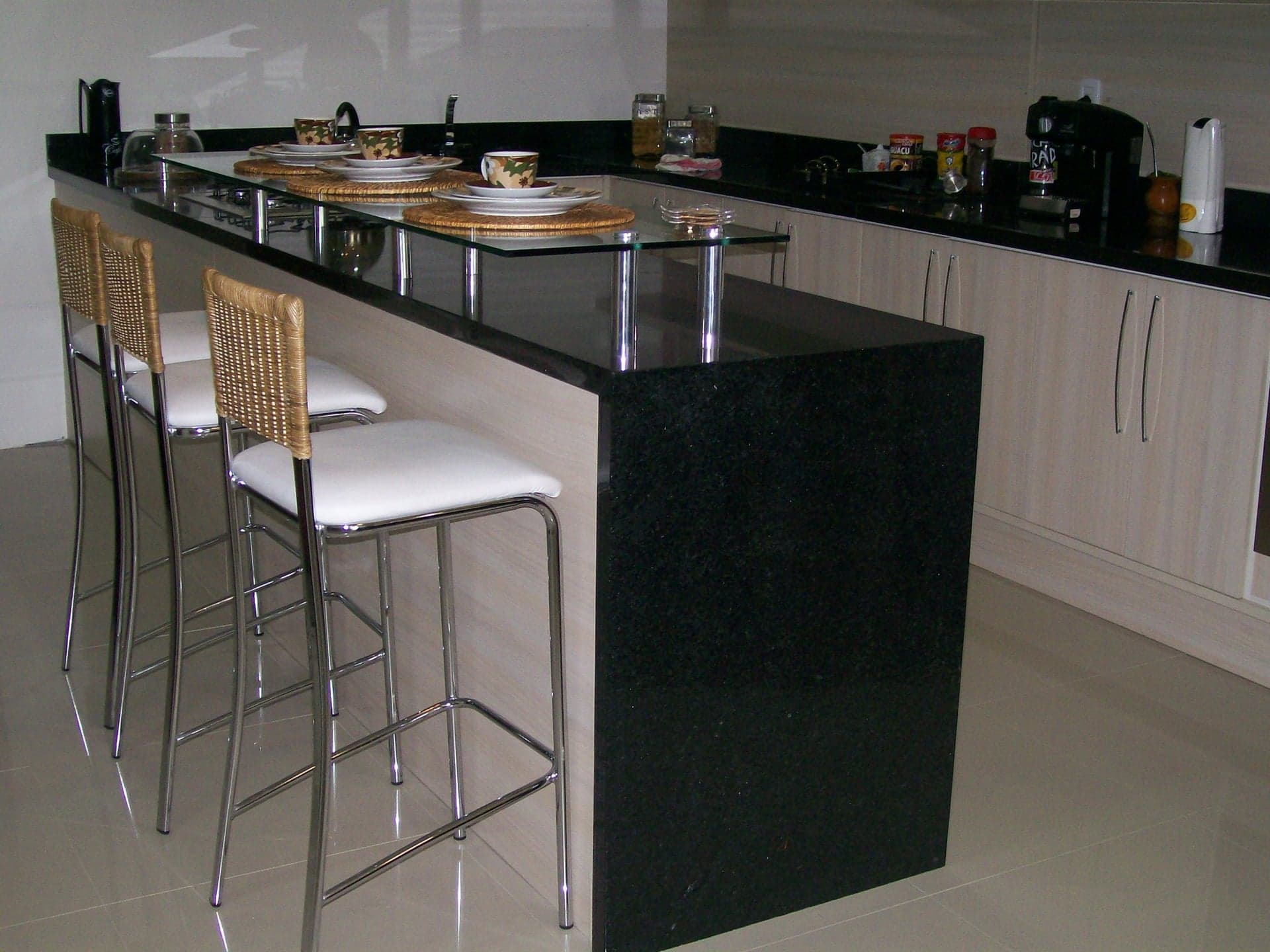 Preto Absoluto em Cozinha