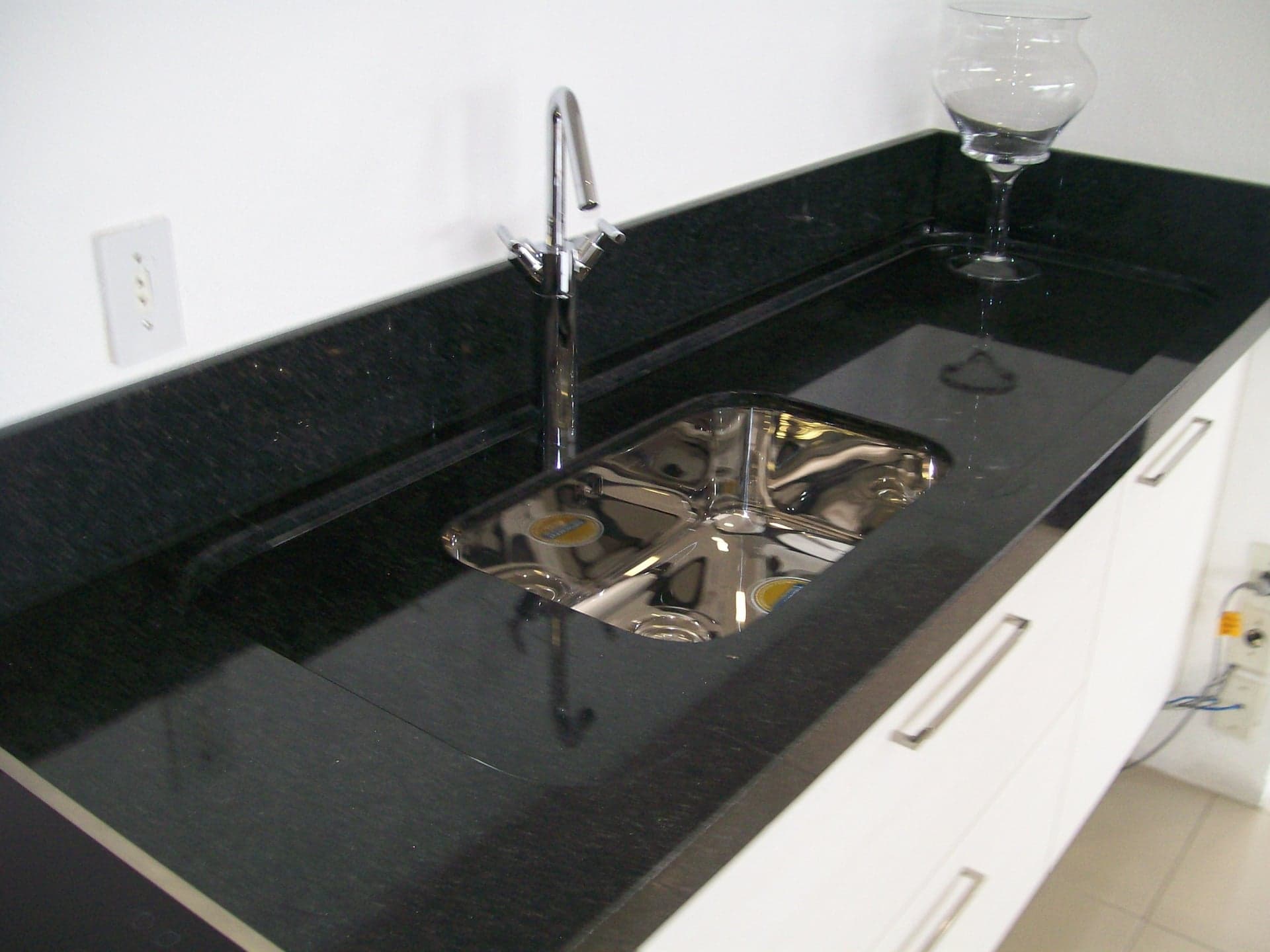 Preto Absoluto em Cozinha