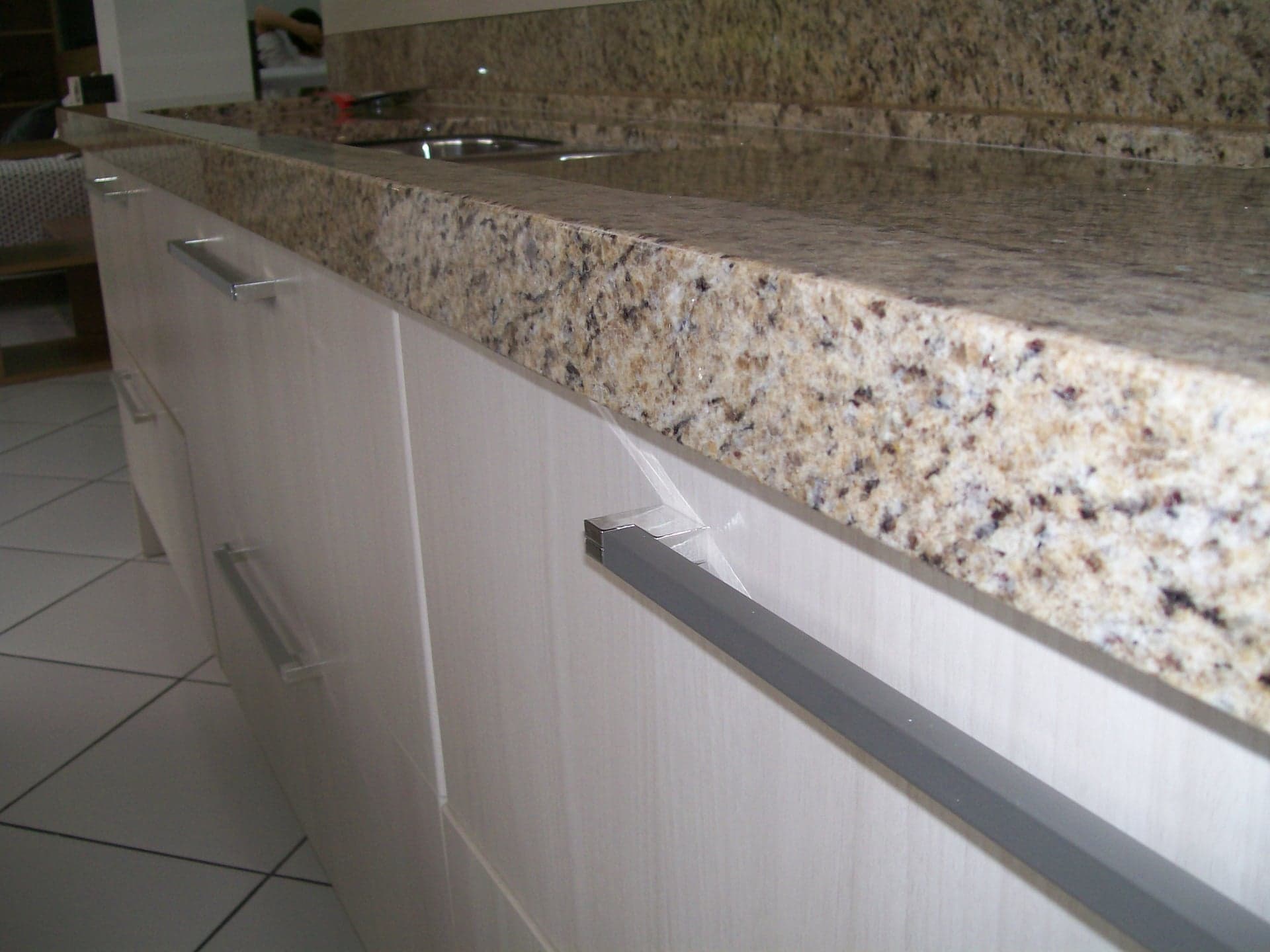 Amarelo Ornamental em Cozinha