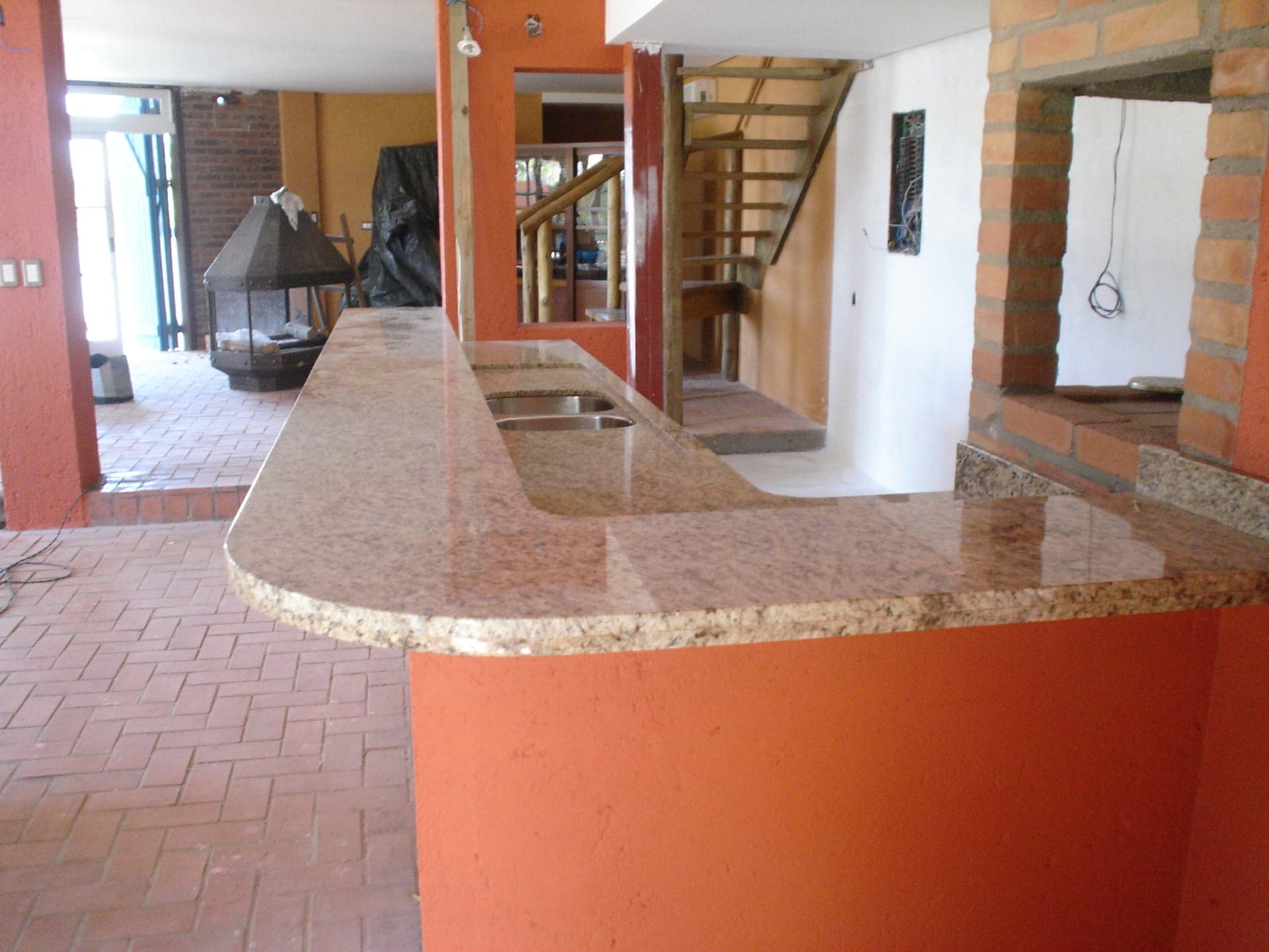Amarelo Ornamental em Cozinha