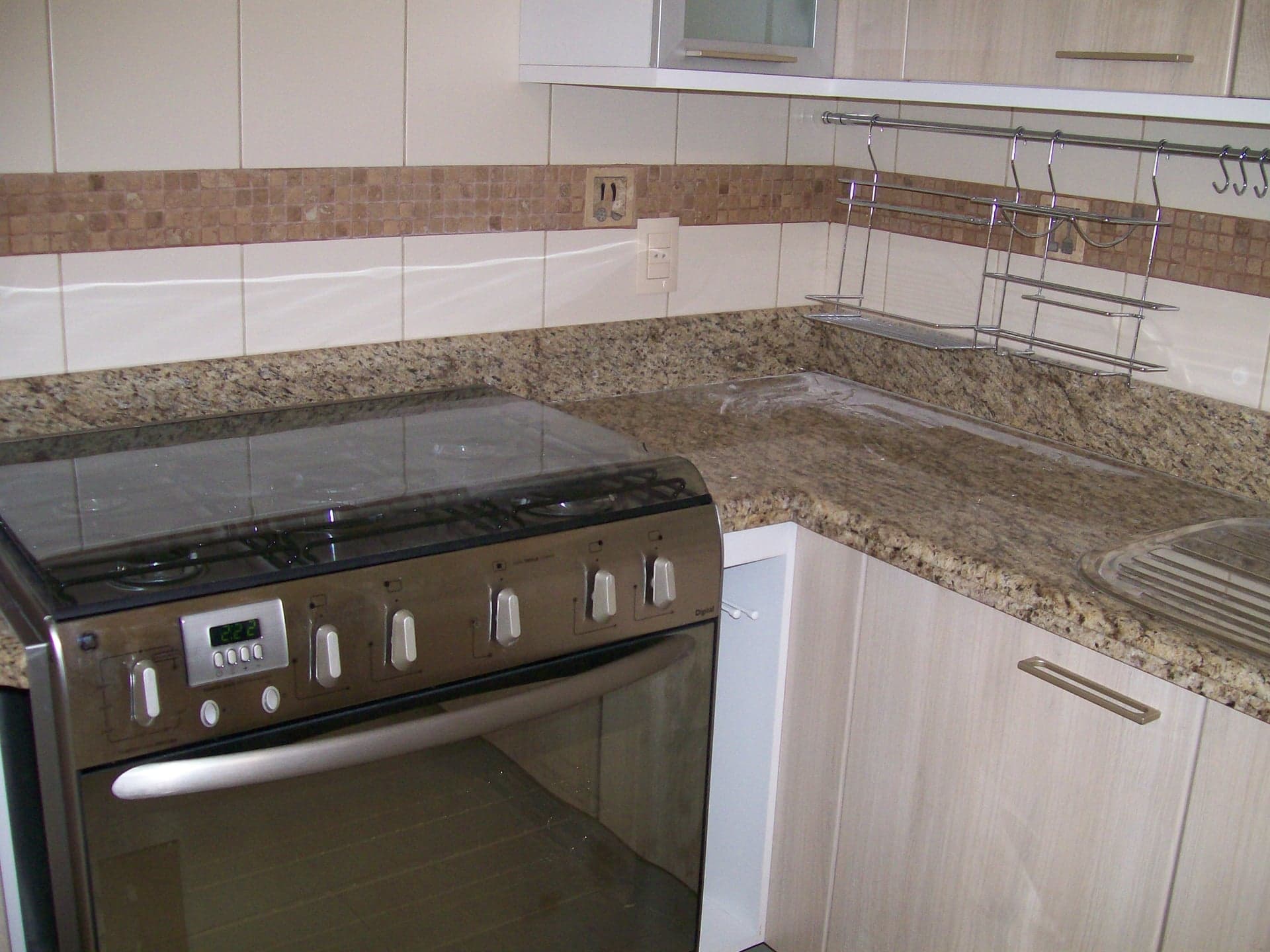Amarelo Ornamental em Cozinha
