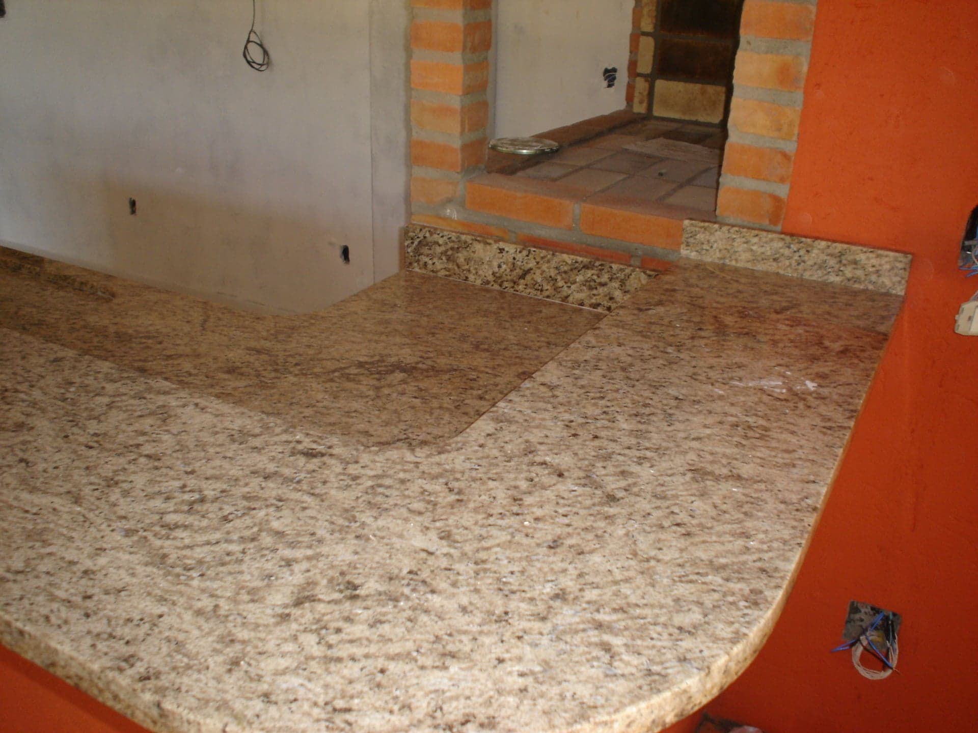 Amarelo Ornamental em Cozinha