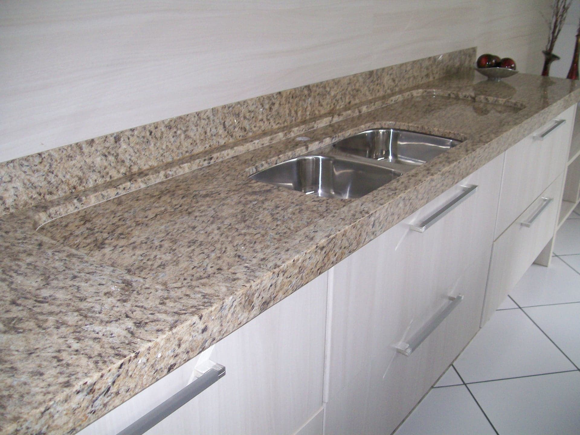 Amarelo Ornamental em Cozinha