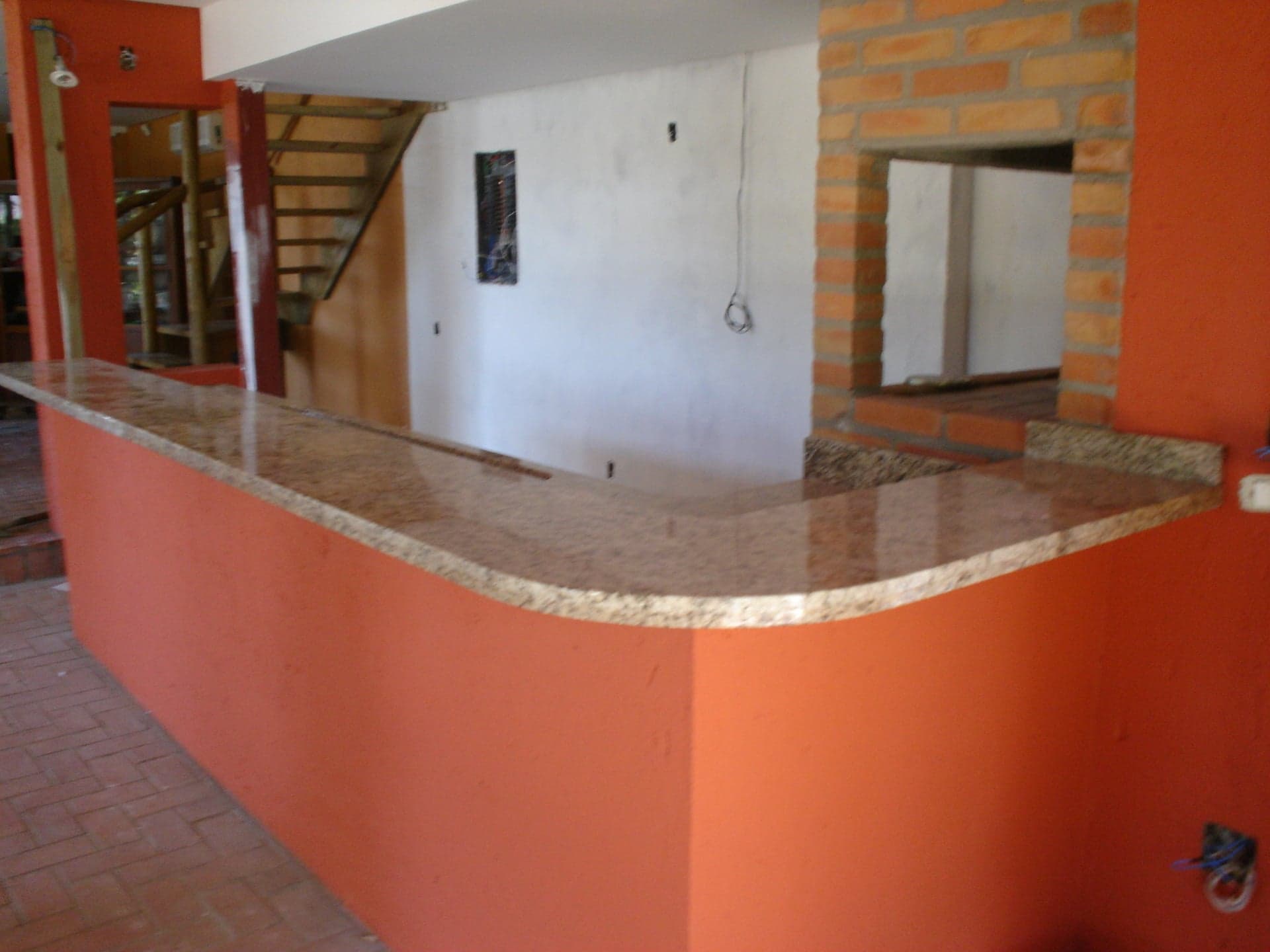 Amarelo Ornamental em Cozinha