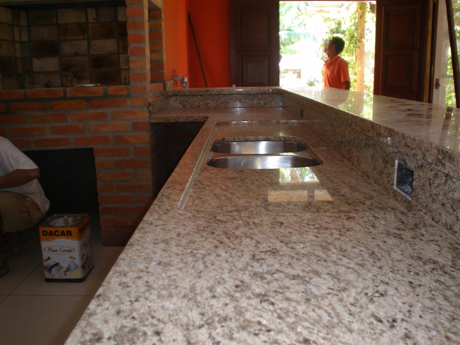 Amarelo Ornamental em Cozinha