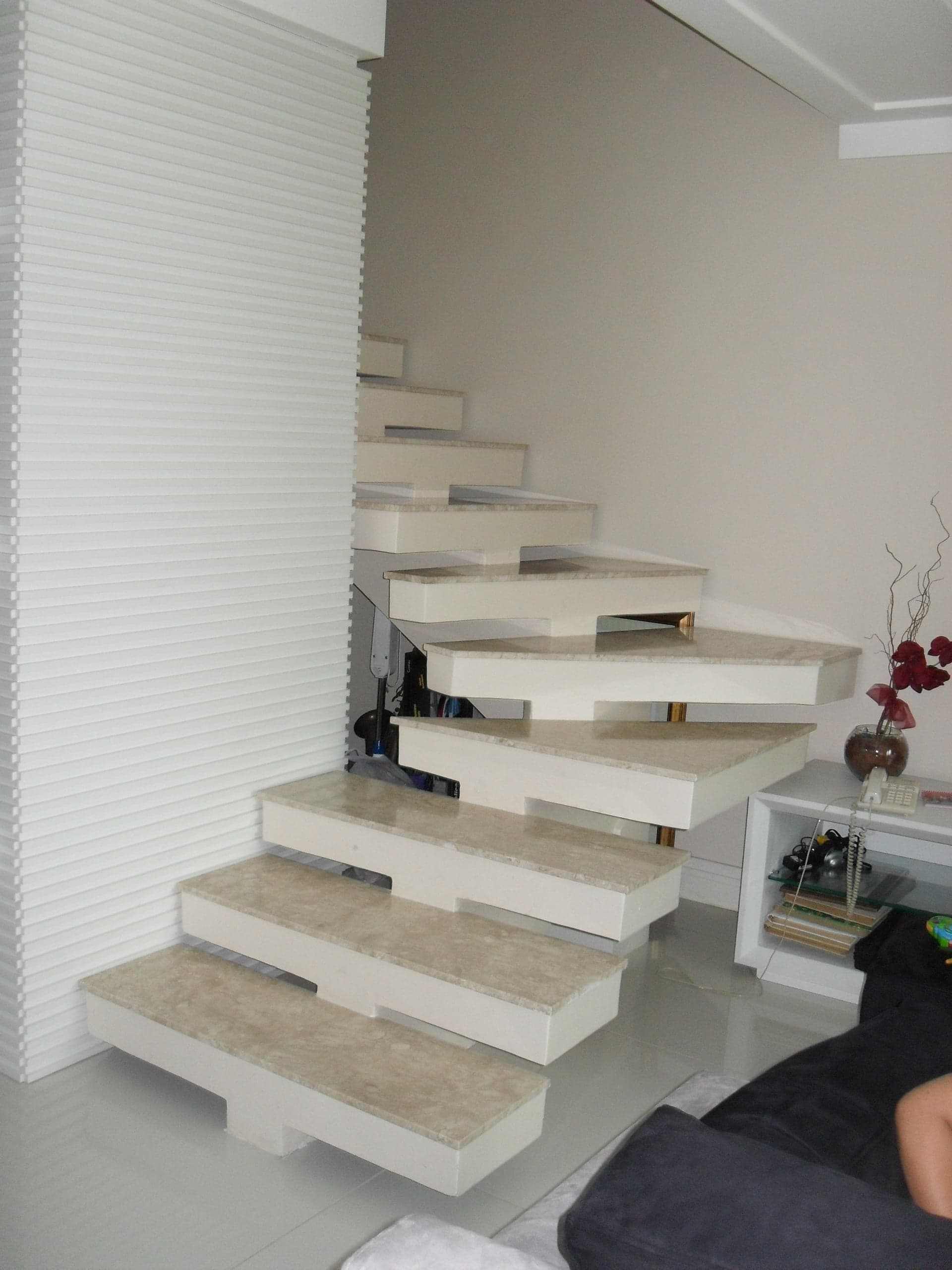 Crema Marfil em Escada