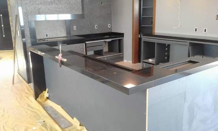Preto Absoluto em Espaço Gourmet