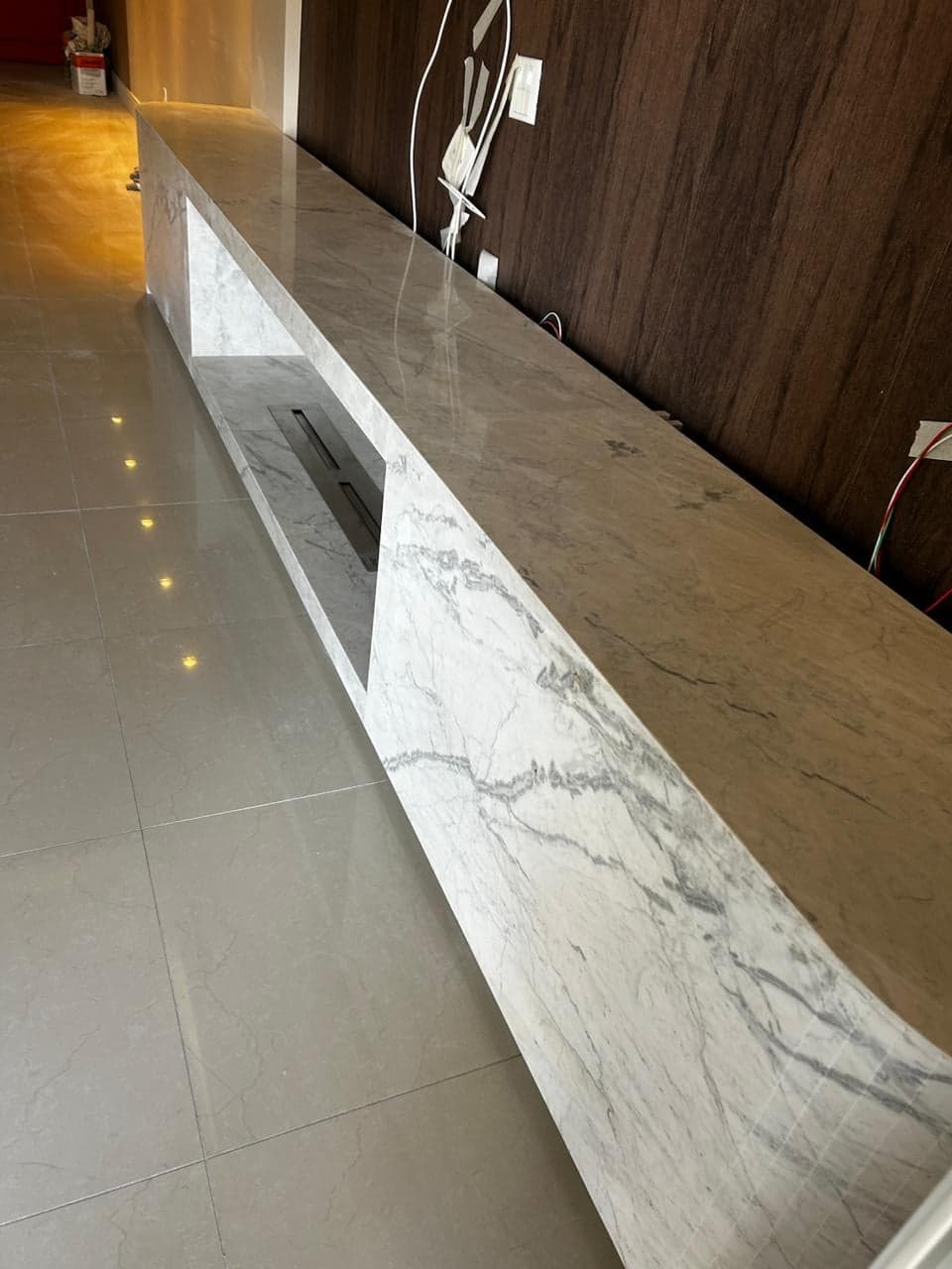 Bianco Carrara em Lareira
