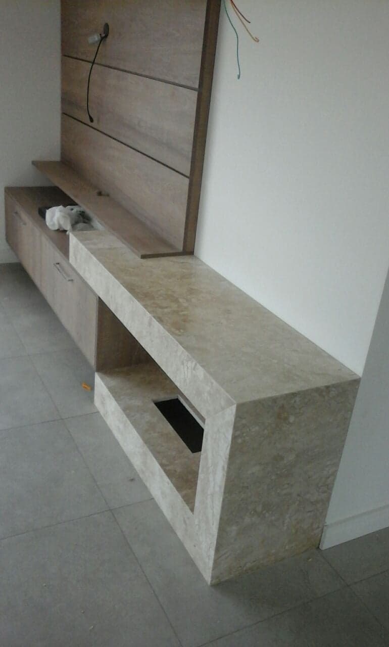 Travertino Romano em Lareira