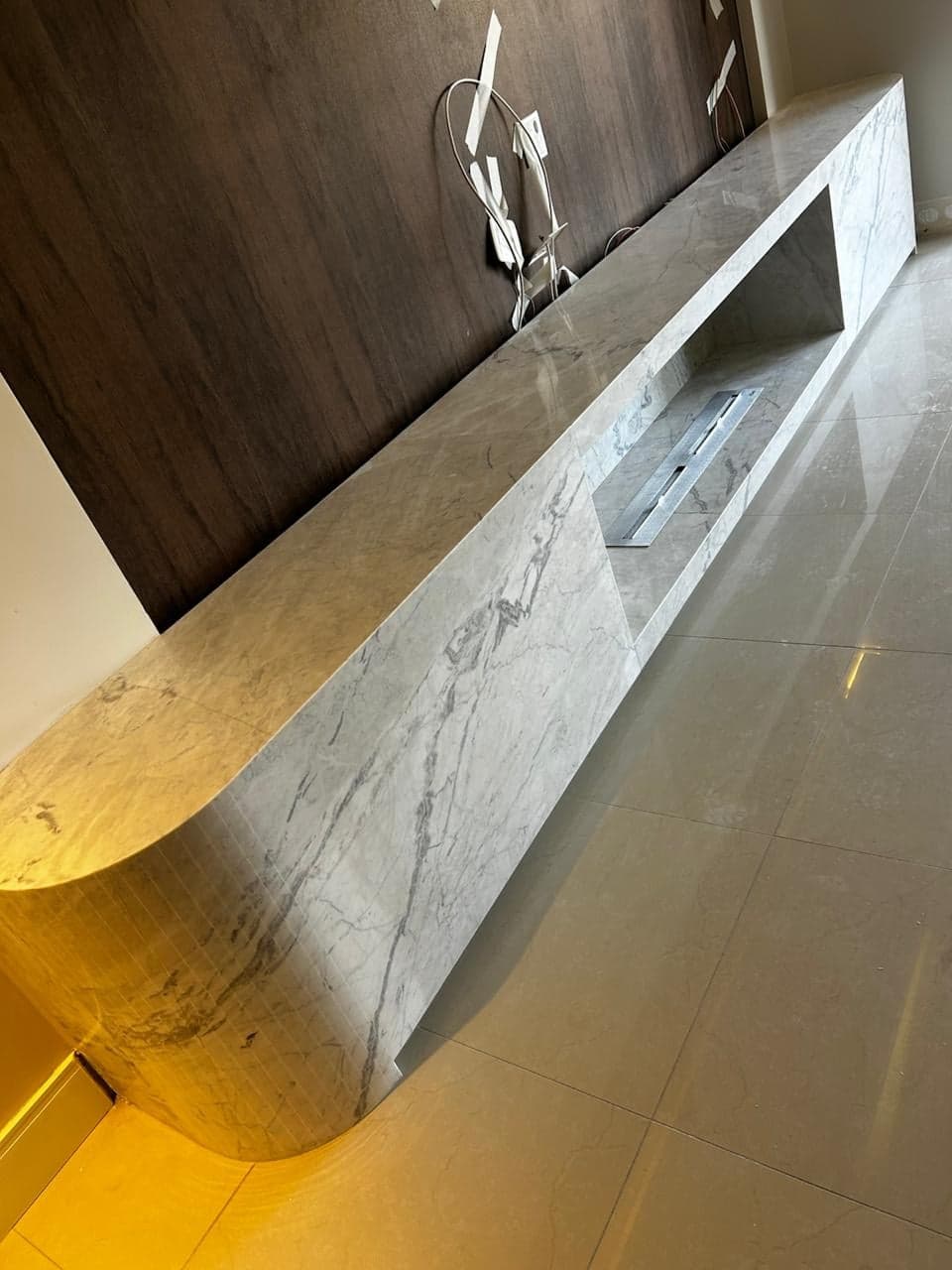 Bianco Carrara em Lareira