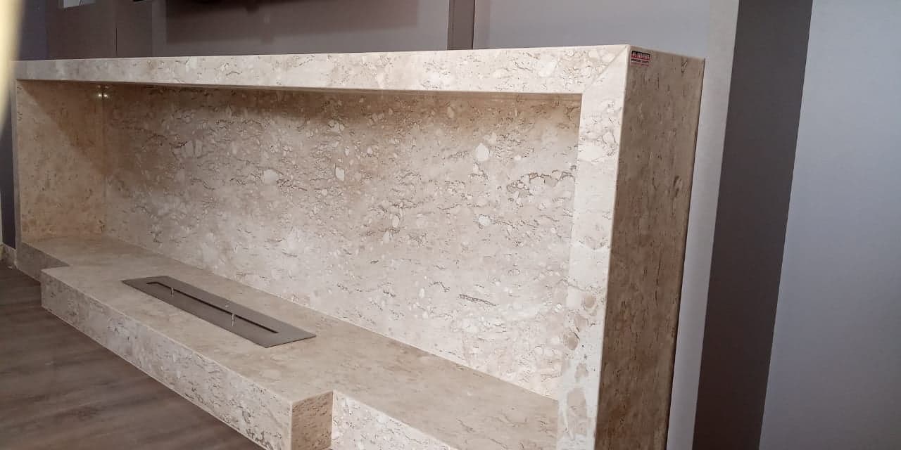 Crema Marfil em Lareira