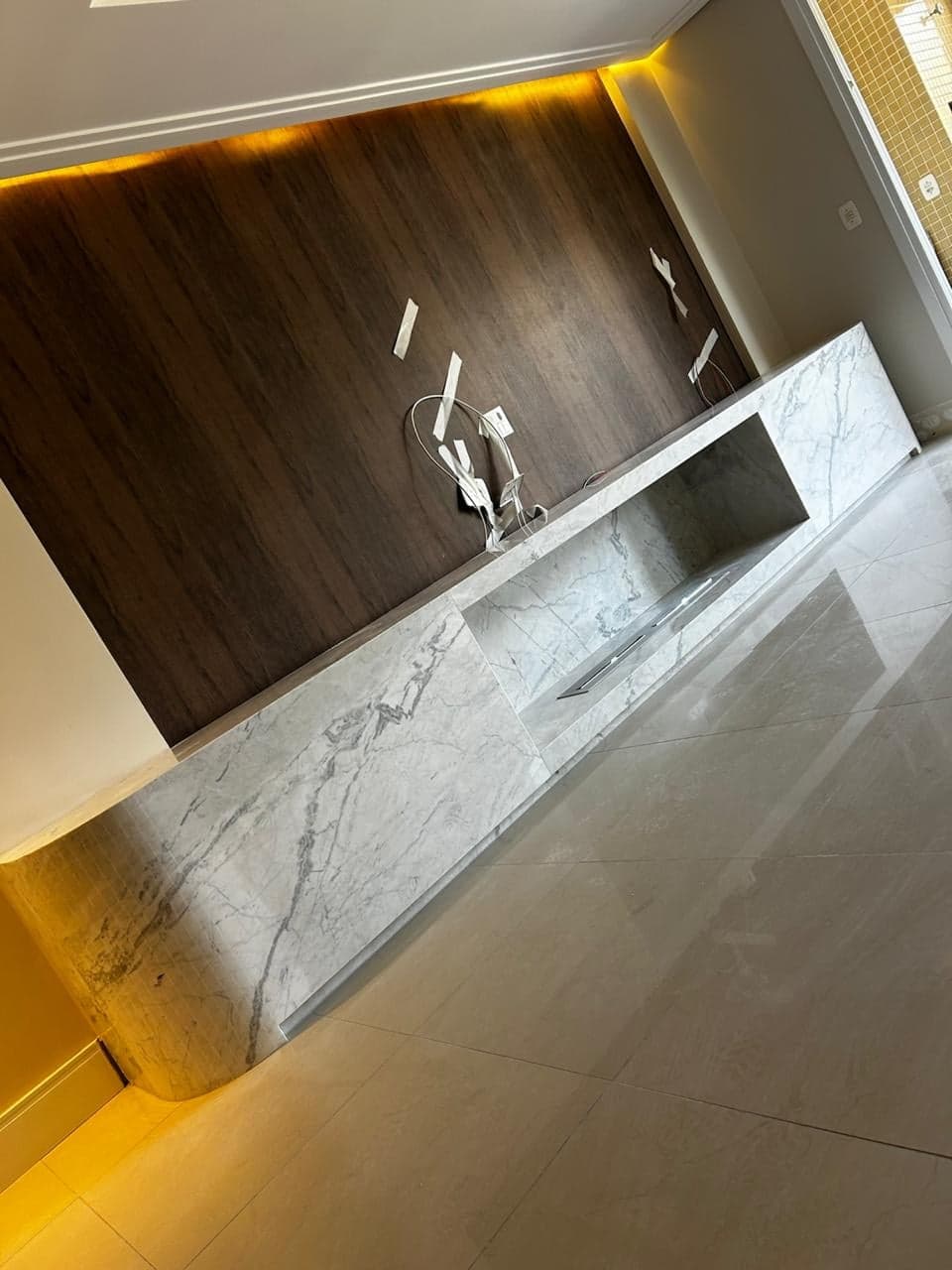 Bianco Carrara em Lareira