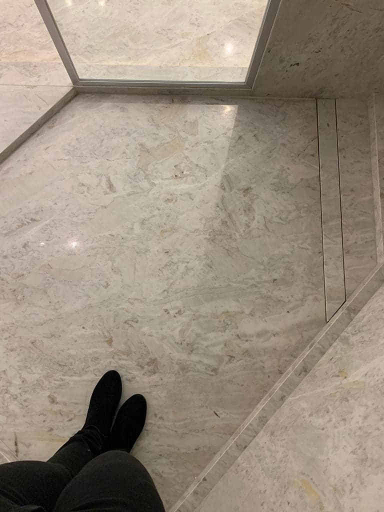 Crema Marfil em Galeria