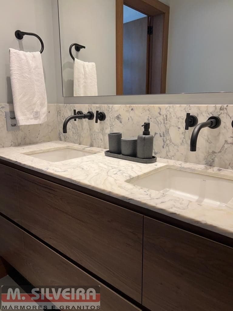 Bianco Carrara em Galeria