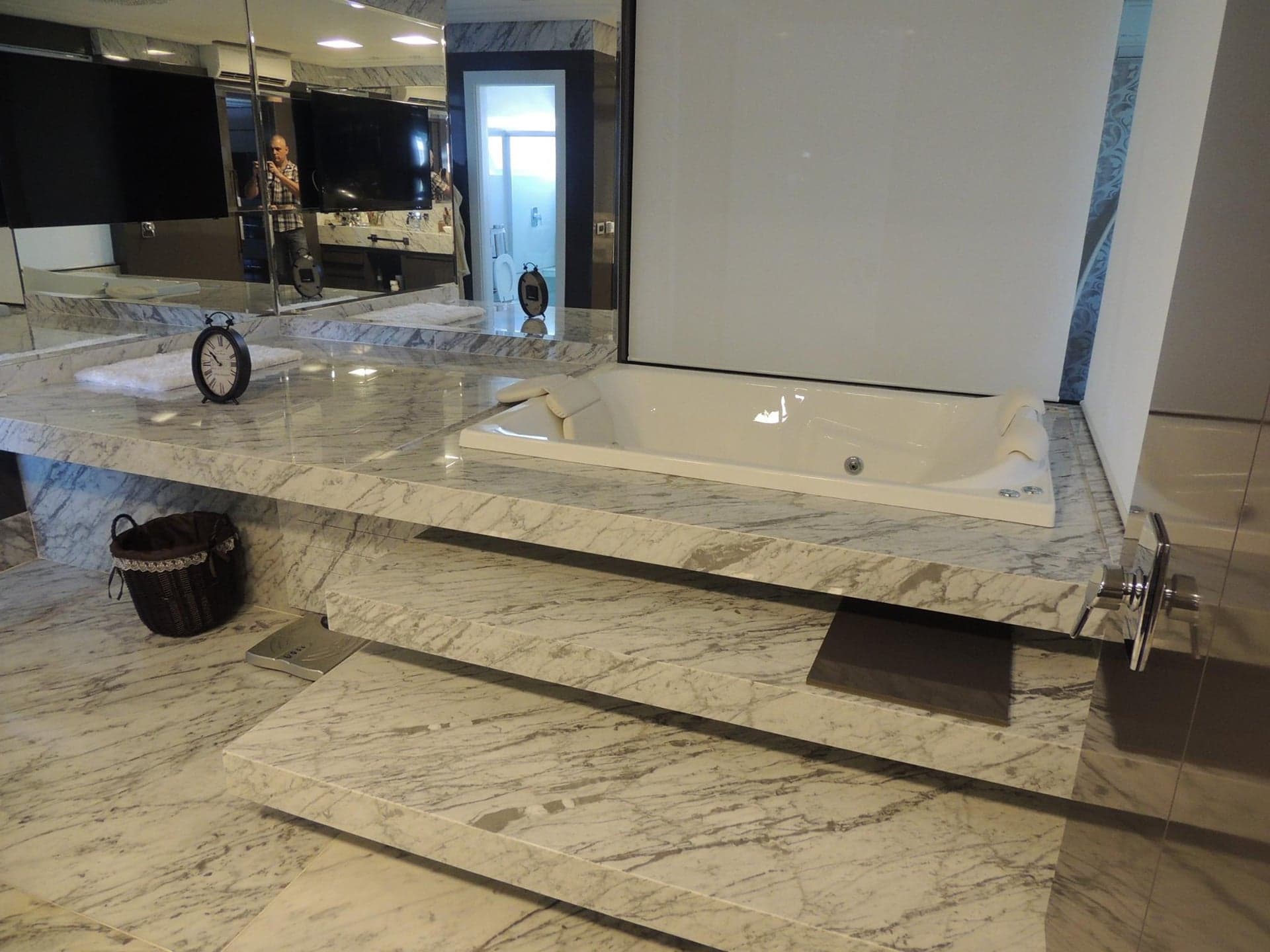 Bianco Carrara