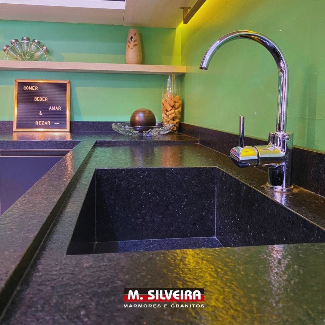 Verde Ubatuba em Showroom