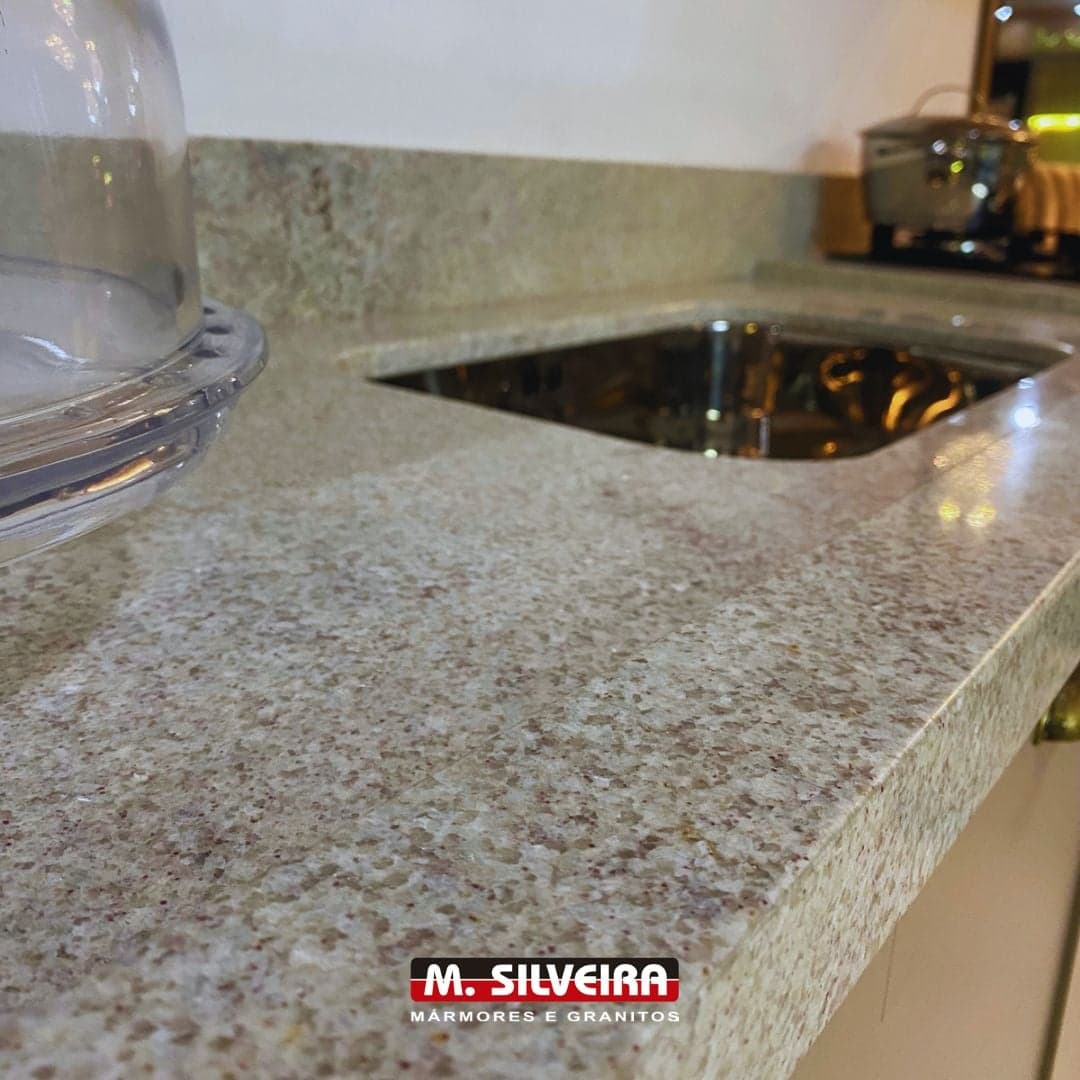 Amarelo Ornamental em Showroom