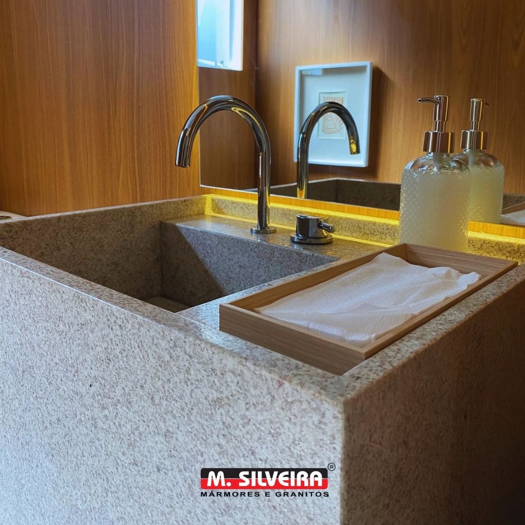 Amarelo Ornamental em Showroom